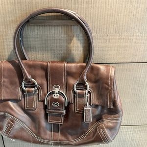 COACH Leather Handbag / Shoulder Bag in Chocolate brown